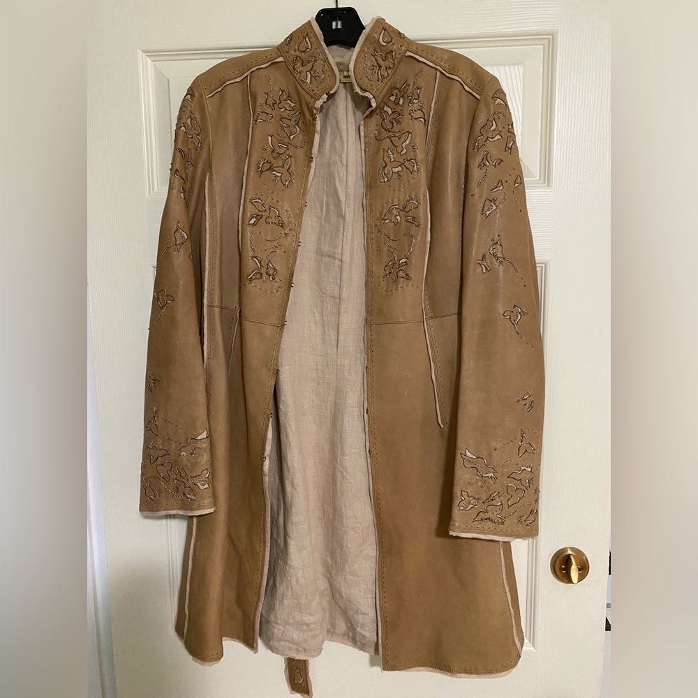 ELIE TAHARI LEATHER COAT WITH CUTOUTS & EMBROIDERY